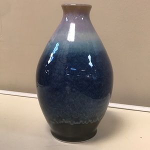 Artist Signed (Aiken '87) 9" Art Pottery Vase